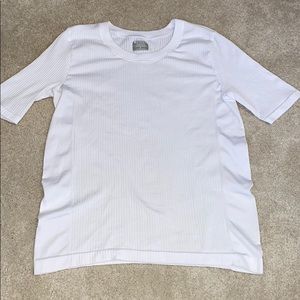 Athleta shirt